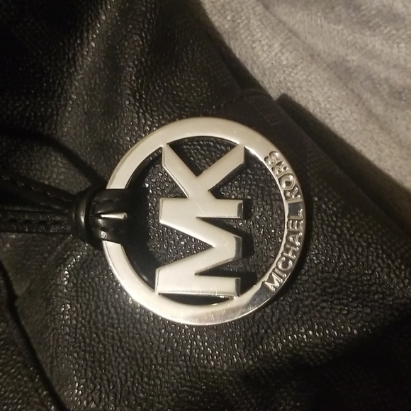 Authentic MK bag - Picture 3 of 9